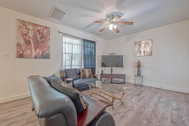6533 Apollo St, Houston, TX 77091 - photo 7