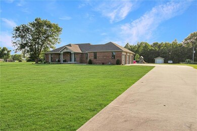 1708 Cedar Ridge Rd, Parsons, KS 67357 - photo 3