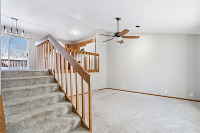 5302 Marius Dr, Cedar Falls, IA 50613 - photo 3