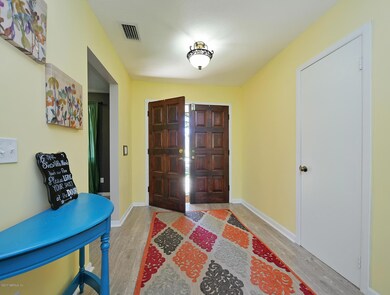 3829 Cedar Forest Dr E, Jacksonville, FL 32210 - photo 4