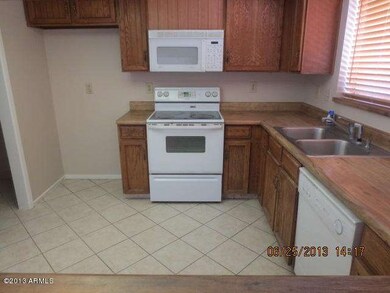Kitchen02