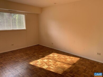 1215 Wertland St unit A23, Charlottesville, VA 22903 - photo 6