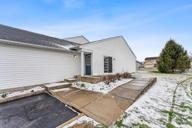 6703 Lagrange Dr unit 51E, Canal Winchester, OH 43110 - photo 5