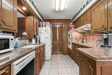 107 Carpenter Loop, Bonham, TX 75418 - photo 5