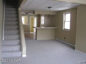 226 W Ridge St, Coaldale, PA 18218 - photo 5