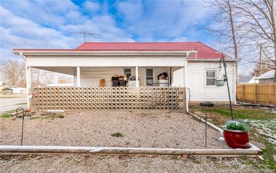 305 Moore St, Crothersville, IN 47229 - photo 7