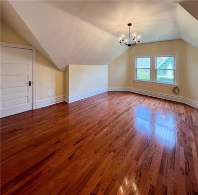 926 Savannah Ave unit 3, Pittsburgh, PA 15221 - photo 2