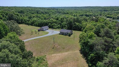 24 Squirrel Hollow Ln, Stafford, VA 22554 - photo 4