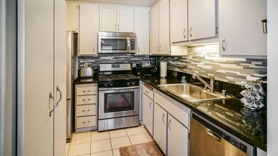 006_Kitchen