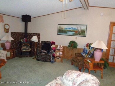 Living Room 2_640x480