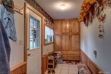 8883 North Pass Rd, Sumas, WA 98295 - photo 7