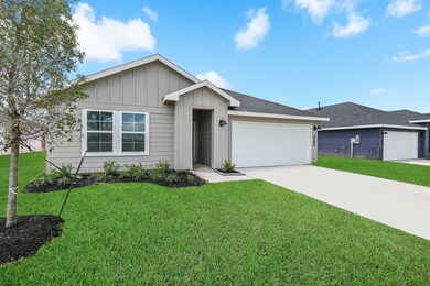 1010 Great Barracuda Ln, Alvin, TX 77511 - photo 3