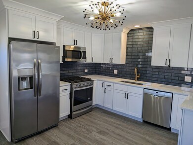 3202 Hawk Ln, Rolling Meadows, IL 60008 - photo 7