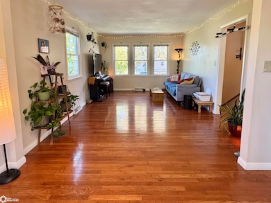 906 N 9th St, Fairfield, IA 52556 - photo 6