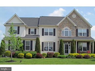 1049 Broadleaf Cir, Royersford, PA 19468 - photo 2