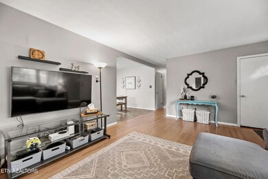 5-web-or-mls-HghlndVw512 (7)