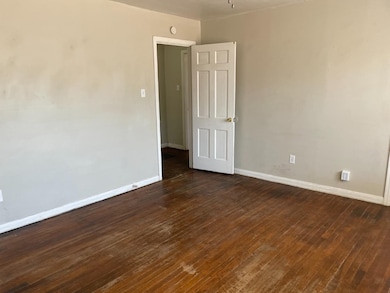 2411 22nd St unit B, Lubbock, TX 79411 - photo 6