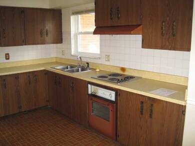 4359 E Fulton St, Columbus, OH 43227 - photo 5