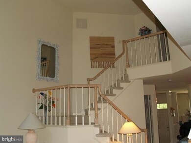 10936 Bloomingdale Dr, Rockville, MD 20852 - photo 5