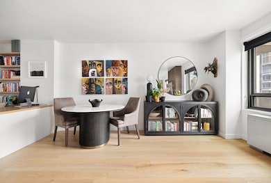 Lincoln Towers unit 26T, New York, NY 10023 - photo 4