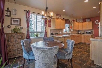 60942 Garrison Dr, Bend, OR 97702 - photo 4