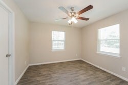 19188 Oakdale Ct, Magnolia, TX 77355 - photo 6