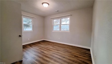 1327 Credle Rd unit B, Virginia Beach, VA 23454 - photo 7