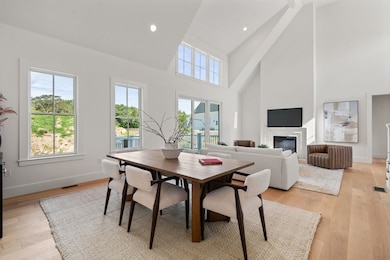 1060 Grove St unit 31, Framingham, MA 01701 - photo 2