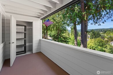 20183 Vikings Crest Loop NE unit 4-205, Poulsbo, WA 98370 - photo 7