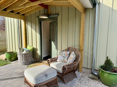 67 Kings Hwy N unit 2, Westport, CT 06880 - photo 3