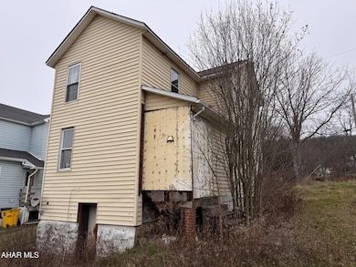 259 Huff St, Dunlo, PA 15930 - photo 3