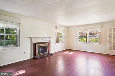 12626 Memory Ln, Bowie, MD 20715 - photo 4