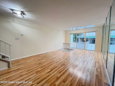 75 Chesebrough St, Staten Island, NY 10312 - photo 6