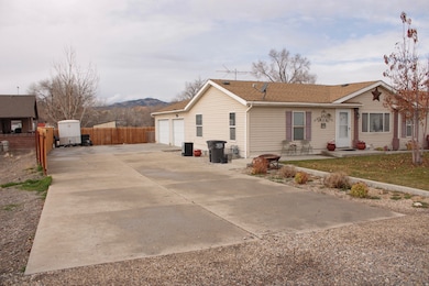 240 S State St, Redmond, UT 84652 - photo 3