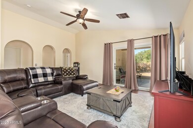 2574 E Kent Ave unit 1, Gilbert, AZ 85296 - photo 6
