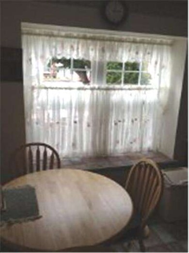 658 Kenney Ln, Brookhaven, PA 19015 - photo 5