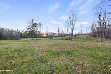 411 Churchill St, Pittsfield, MA 01201 - photo 4