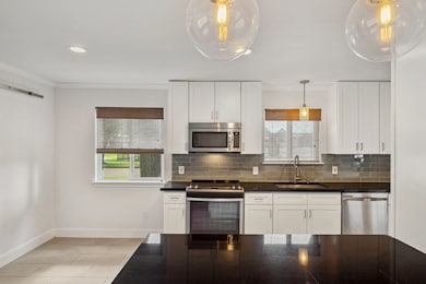 UPDATED KITCHEN!