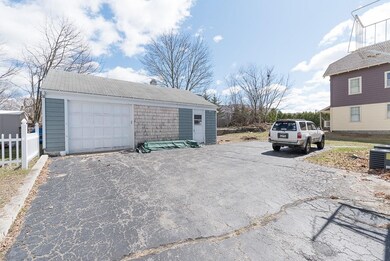 51 Dana St, Woonsocket, RI 02895 - photo 3