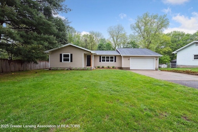 03-6470-Green-Rd-Haslett-MI-48840-Window