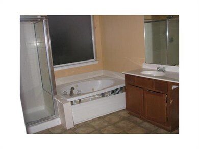 Master Bath/Spa.