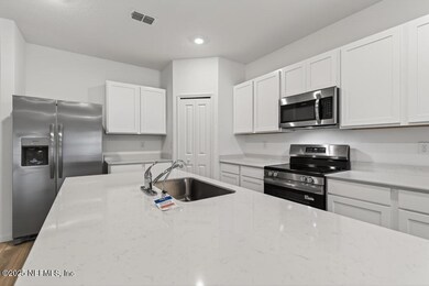 6932 Golden Monarch Ave, Jacksonville, FL 32217 - photo 5