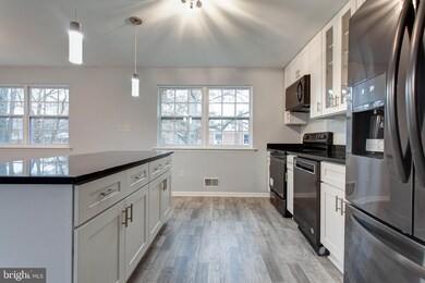 9216 Constantine Dr, Fort Washington, MD 20744 - photo 6