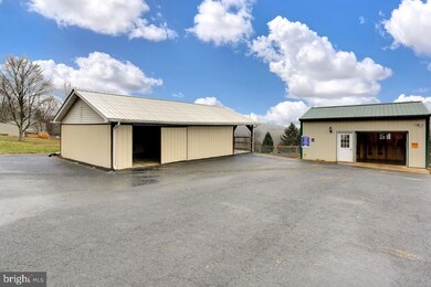 90 Ridge Rd, New Bloomfield, PA 17068 - photo 4