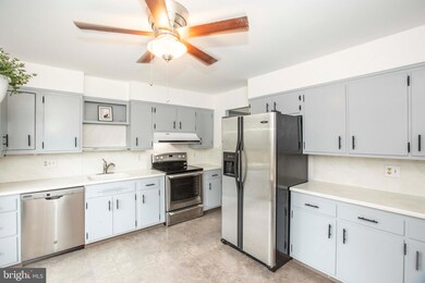 39 Tee Cir, Reading, PA 19607 - photo 7