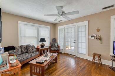 HARD WOOD FLOORING DUAL PANE WINDOWS
