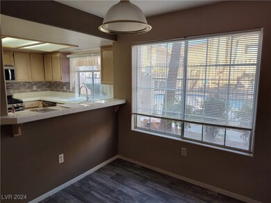 View from dining area looking out to water, mini r