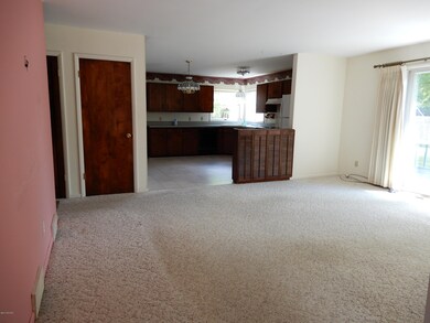 403 S Woodhams Living Room