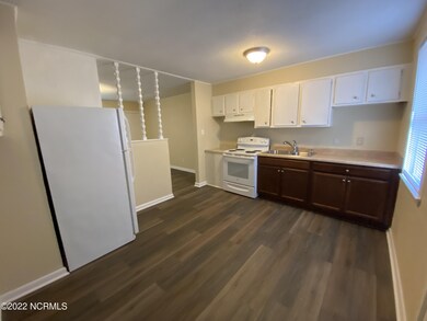 516 Williams St, Jacksonville, NC 28540 - photo 3