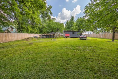 575 Spiller St _ Elizabeth Hill-10